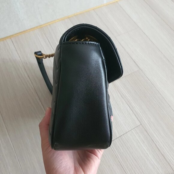 Gucci Black Leather GG Marmont Bag with Gold Chain - Picture 2 of 9